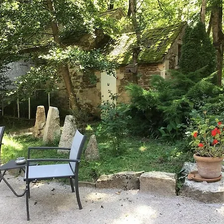 Un Sur Ile Dom wakacyjny Saint-Bonnet-de-Rochefort
